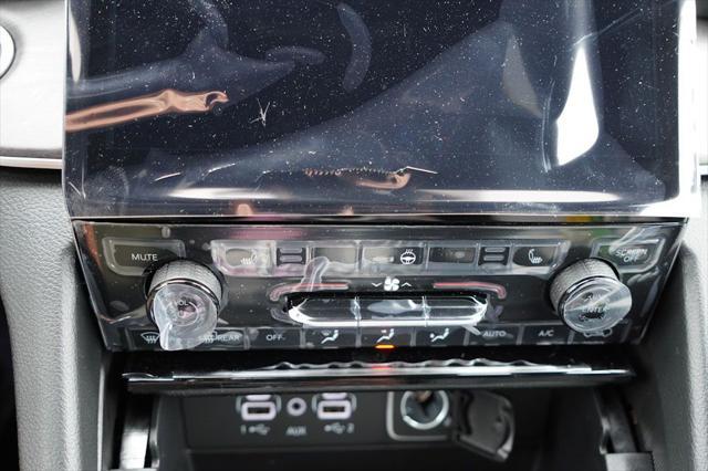 new 2025 Jeep Grand Cherokee L car, priced at $46,925