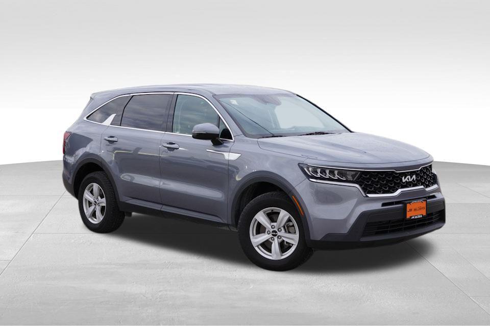 used 2022 Kia Sorento car, priced at $19,491