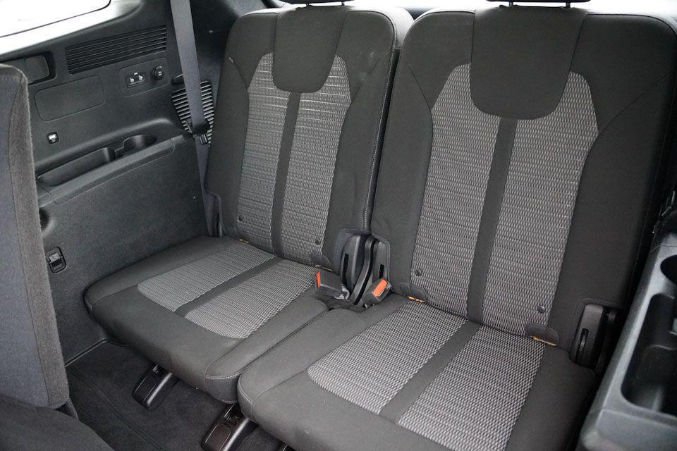 used 2022 Kia Sorento car, priced at $19,491