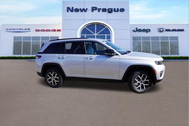 new 2025 Jeep Grand Cherokee car, priced at $42,760
