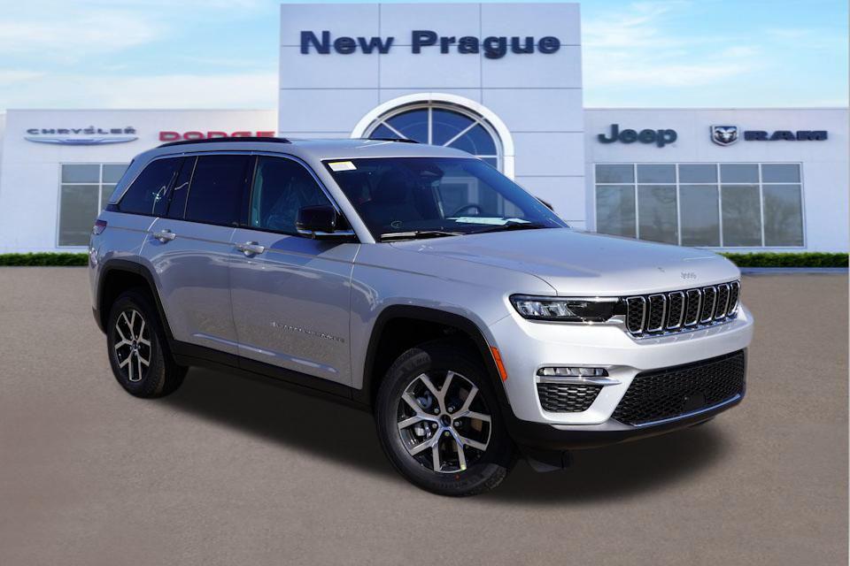 new 2025 Jeep Grand Cherokee car, priced at $42,399