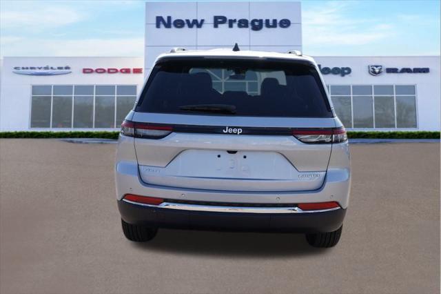 new 2025 Jeep Grand Cherokee car, priced at $42,760