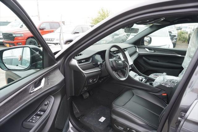 new 2025 Jeep Grand Cherokee L car, priced at $45,864