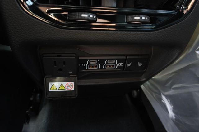 new 2025 Jeep Grand Cherokee car, priced at $42,549
