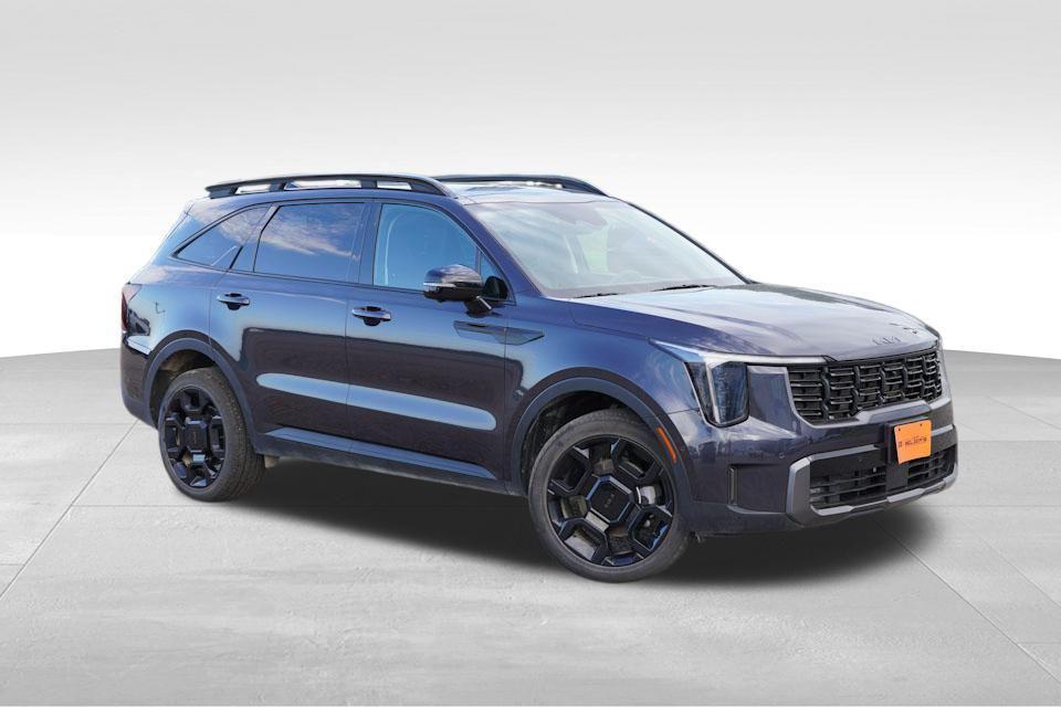 used 2025 Kia Sorento car, priced at $34,931