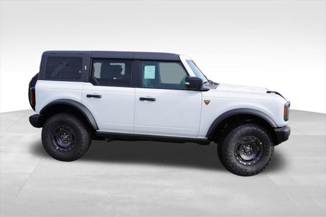 new 2025 Ford Bronco car, priced at $58,154