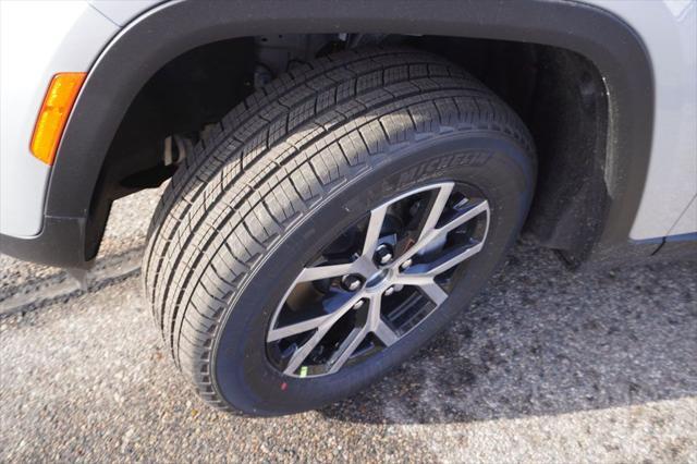 new 2025 Jeep Grand Cherokee car, priced at $41,949