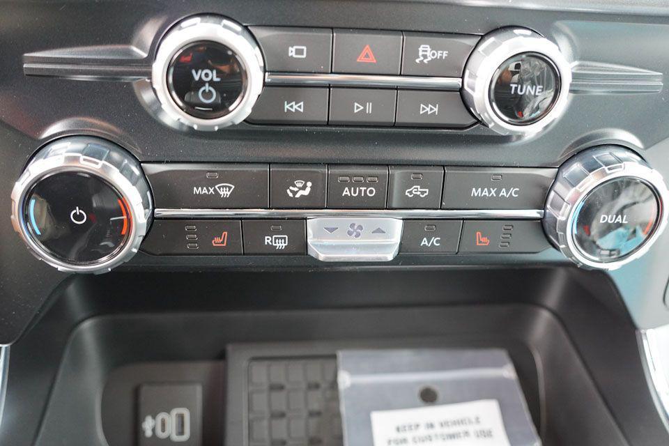 new 2025 Ford F-150 car, priced at $53,427