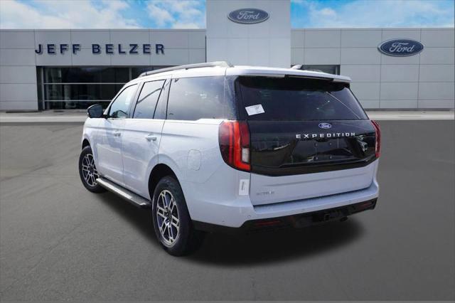 new 2025 Ford Expedition car, priced at $68,438