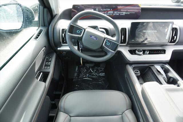 new 2025 Ford Expedition car, priced at $68,438