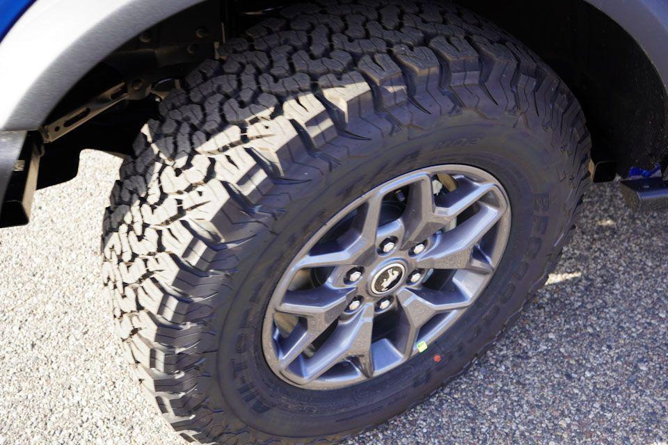 new 2025 Ford Bronco car, priced at $50,640