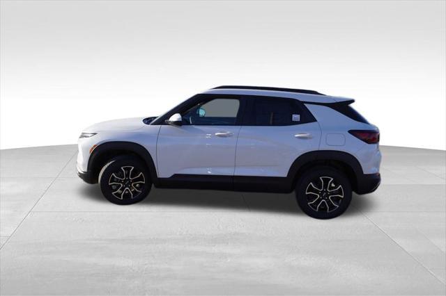new 2025 Chevrolet TrailBlazer car, priced at $28,335