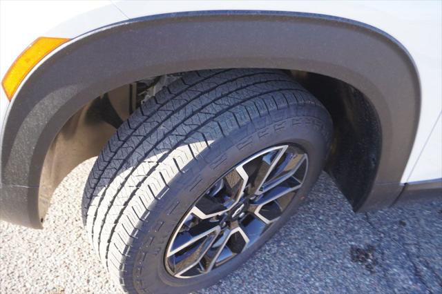 new 2025 Chevrolet TrailBlazer car, priced at $28,335