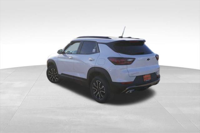 new 2025 Chevrolet TrailBlazer car, priced at $28,133