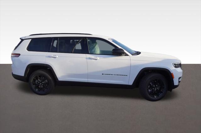 new 2025 Jeep Grand Cherokee L car, priced at $41,040