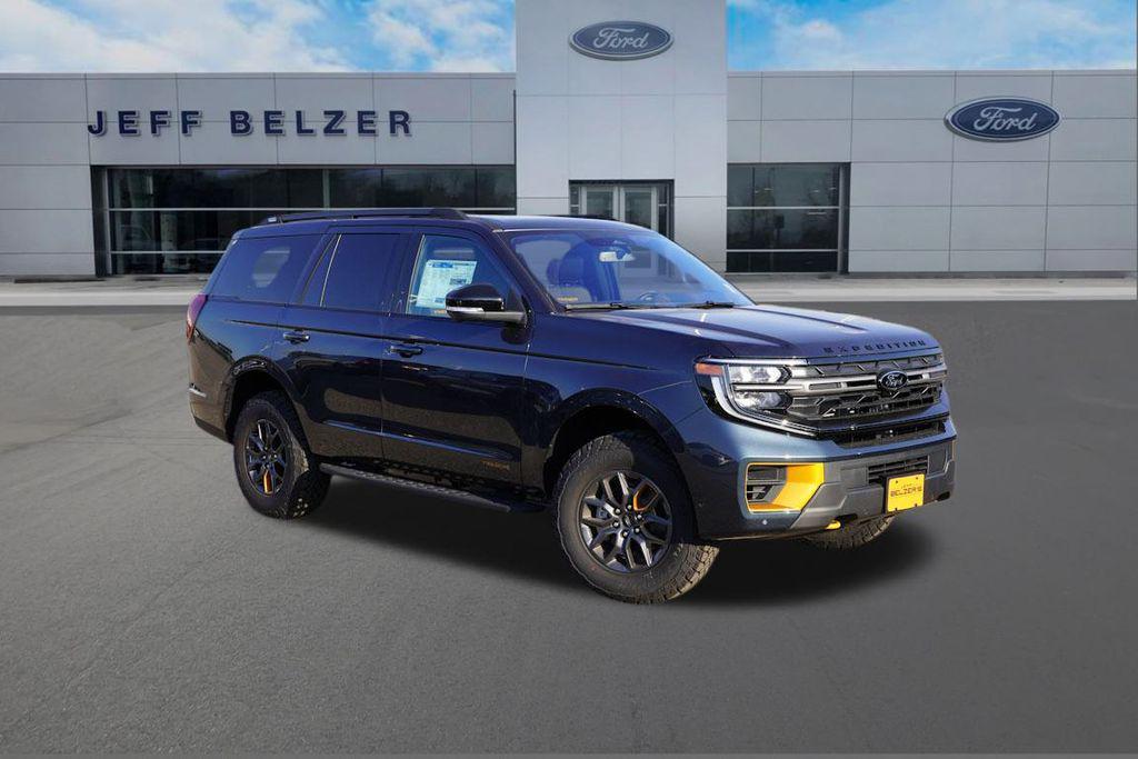 new 2025 Ford Expedition car, priced at $79,653