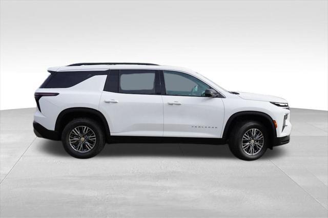 used 2025 Chevrolet Traverse car, priced at $41,779