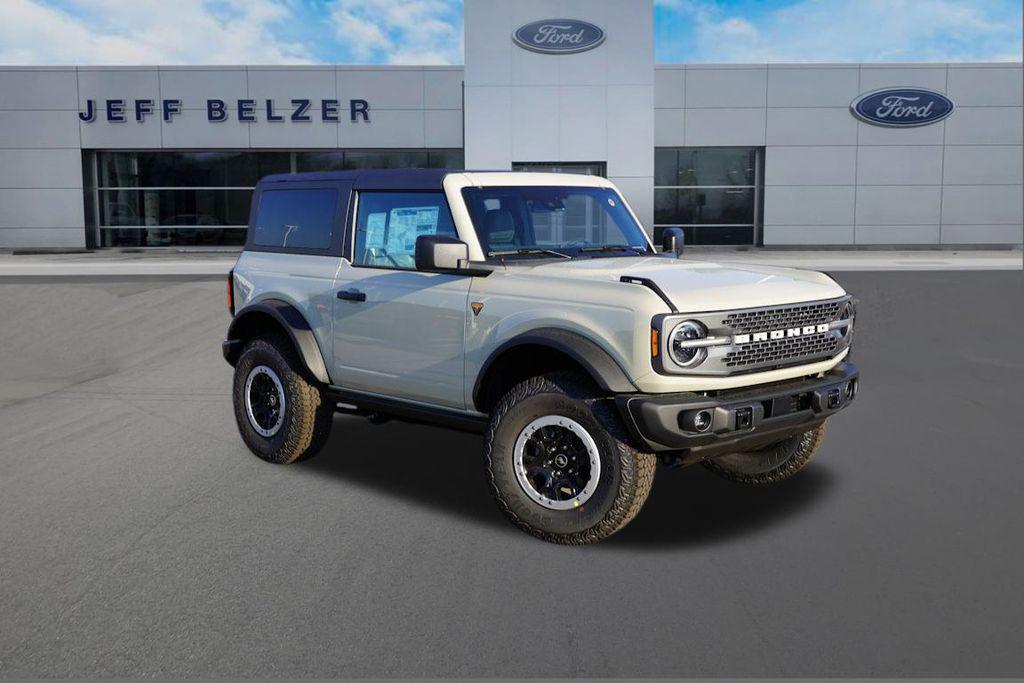 new 2025 Ford Bronco car, priced at $55,578