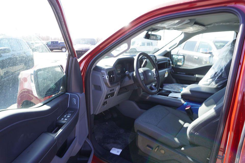 new 2025 Ford F-150 car, priced at $53,547