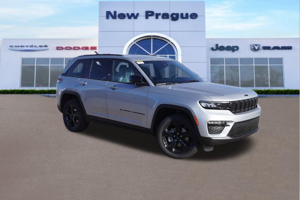 new 2025 Jeep Grand Cherokee car, priced at $40,770