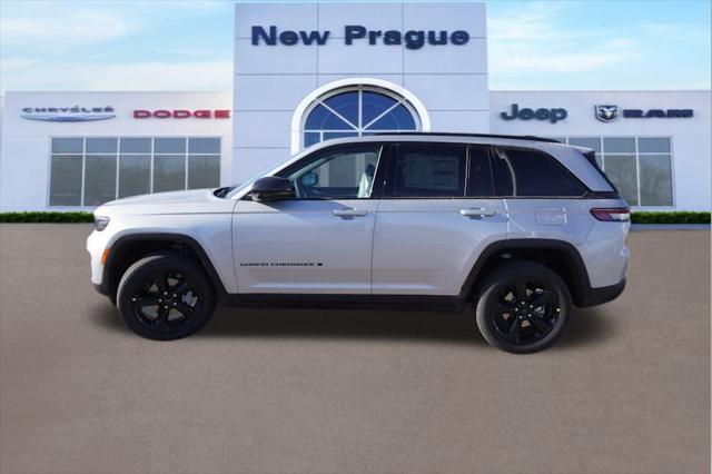new 2025 Jeep Grand Cherokee car, priced at $44,920