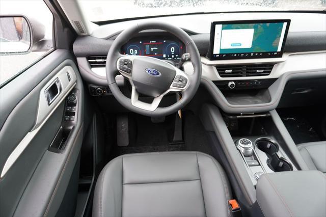 new 2025 Ford Explorer car, priced at $43,404