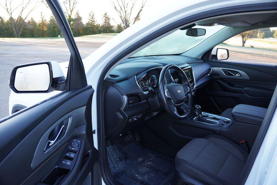used 2019 Chevrolet Traverse car, priced at $18,043