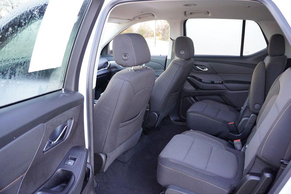 used 2019 Chevrolet Traverse car, priced at $18,043