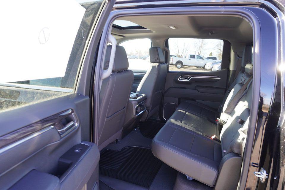 new 2025 Chevrolet Silverado 1500 car, priced at $55,885