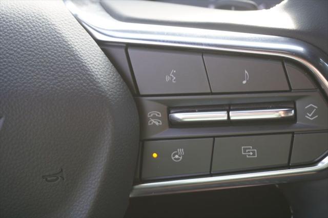 new 2025 Chevrolet Traverse car, priced at $42,695