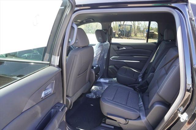 new 2025 Chevrolet Traverse car, priced at $40,395