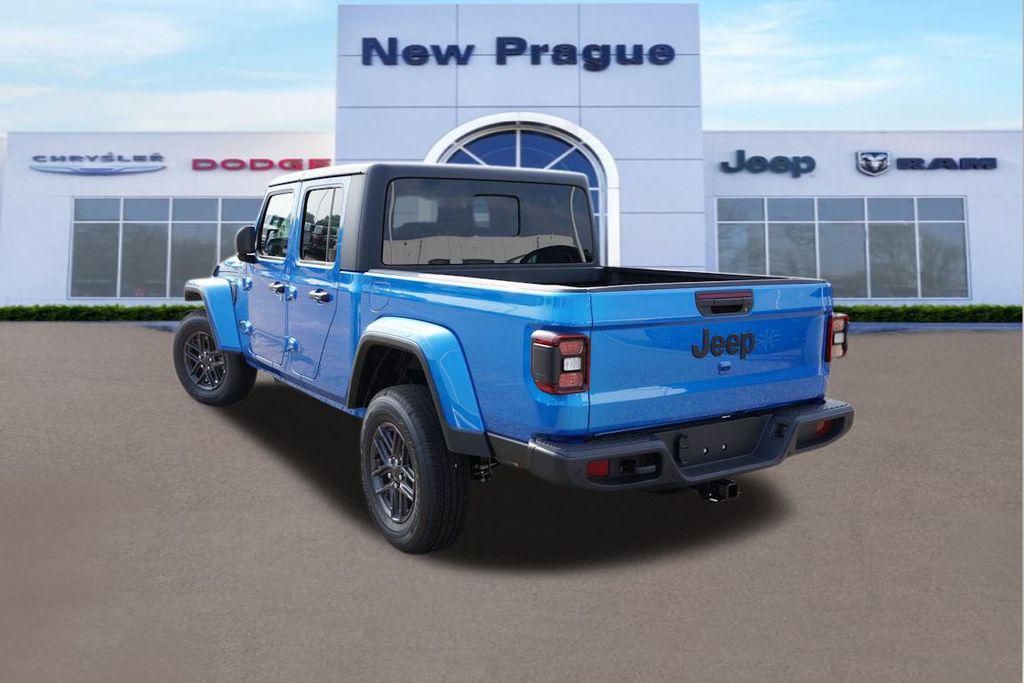 new 2025 Jeep Gladiator car, priced at $47,379