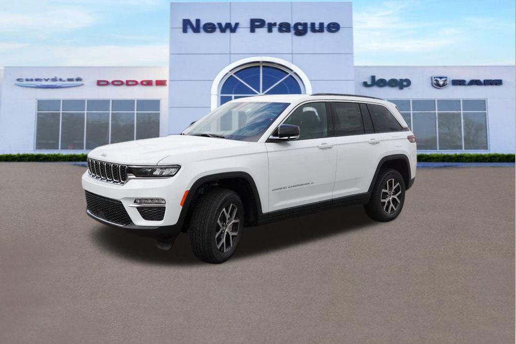new 2025 Jeep Grand Cherokee car, priced at $42,926