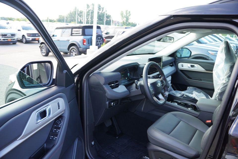 new 2025 Ford Explorer car, priced at $43,987