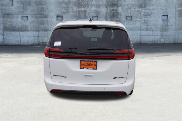 new 2024 Chrysler Pacifica Hybrid car, priced at $46,191