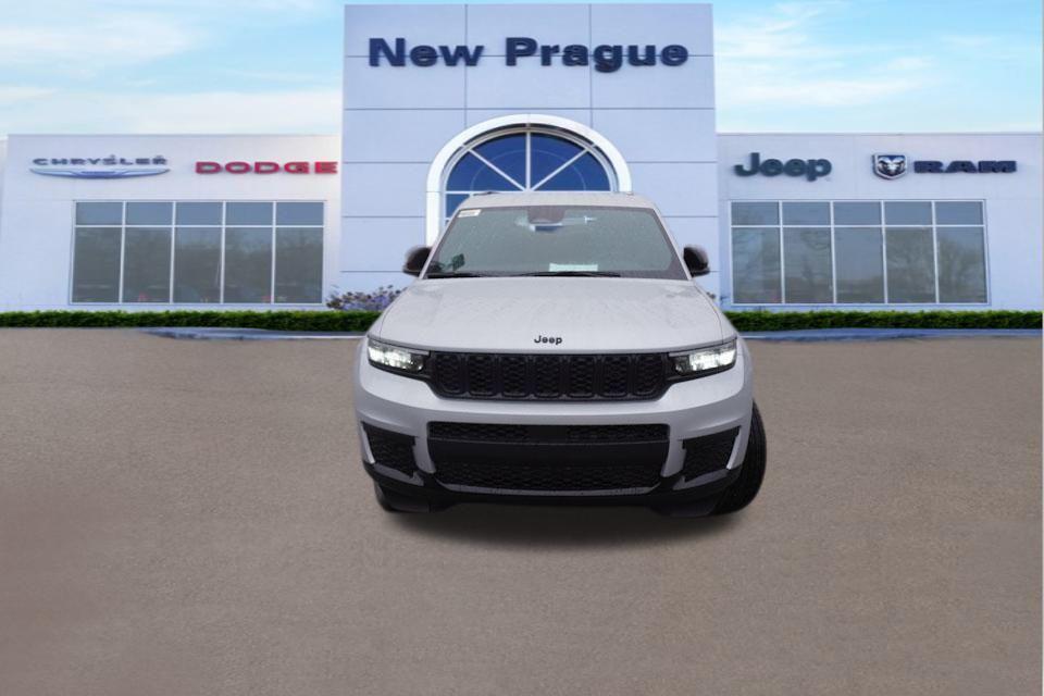 new 2025 Jeep Grand Cherokee L car, priced at $39,878