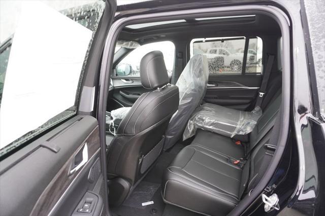 new 2025 Jeep Grand Cherokee car, priced at $51,099