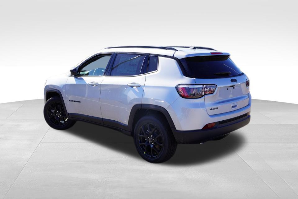 new 2025 Jeep Compass car, priced at $32,375