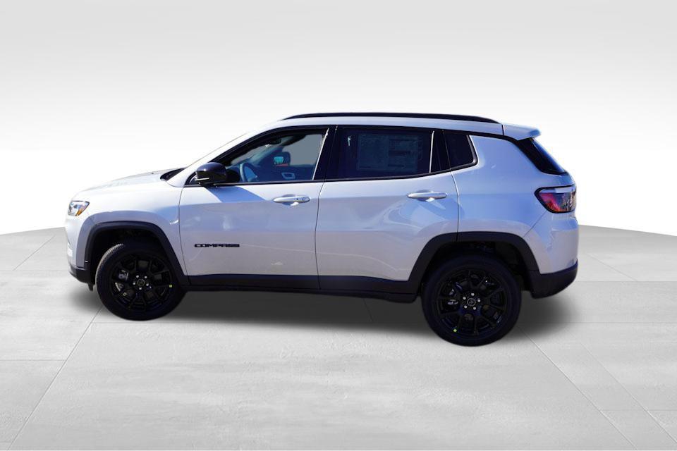 new 2025 Jeep Compass car, priced at $32,375