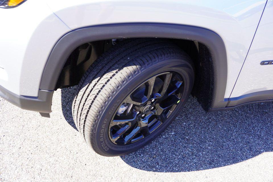 new 2025 Jeep Compass car, priced at $32,375