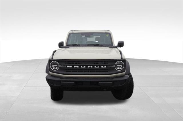 new 2025 Ford Bronco car, priced at $43,943