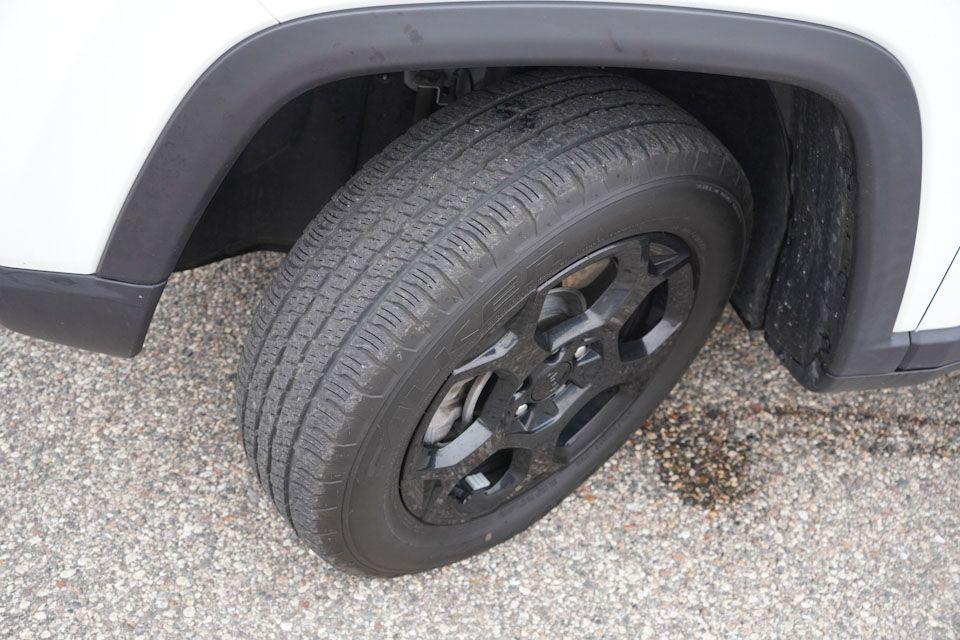 used 2023 Jeep Compass car, priced at $25,218