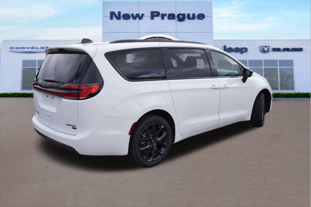 new 2024 Chrysler Pacifica car, priced at $45,866