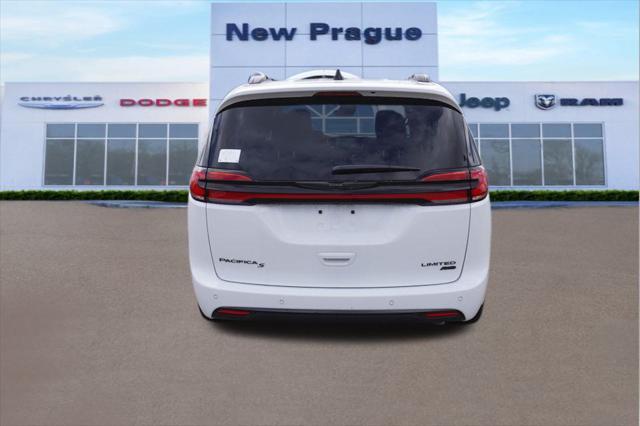 new 2024 Chrysler Pacifica car, priced at $45,866