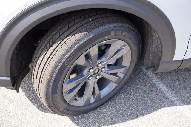 new 2025 Ford Explorer car, priced at $44,948
