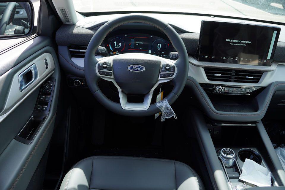 new 2025 Ford Explorer car, priced at $44,947