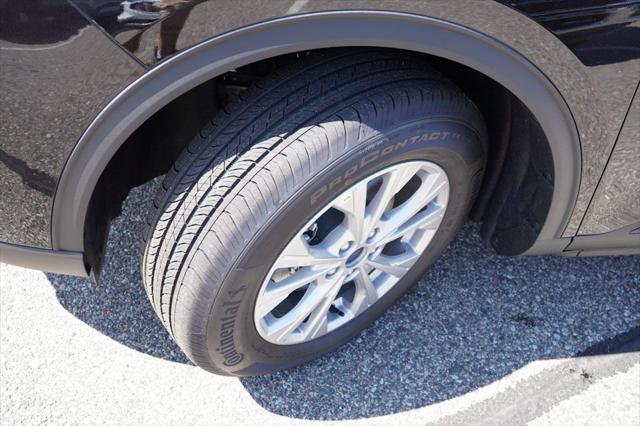 new 2025 Ford Escape car, priced at $28,393