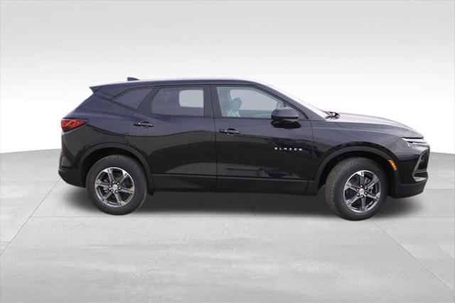 new 2025 Chevrolet Blazer car, priced at $34,495