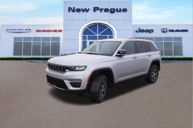 new 2025 Jeep Grand Cherokee car, priced at $43,995