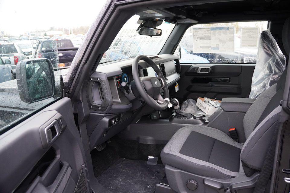new 2025 Ford Bronco car, priced at $43,862